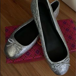 Tory Burch Laila 2 Silver Metallic Ballet Shoes
